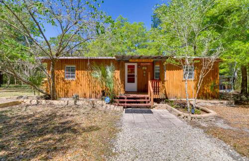 Fire Pit and Boat Dock Peaceful Dunnellon Cabin! - Foto 1