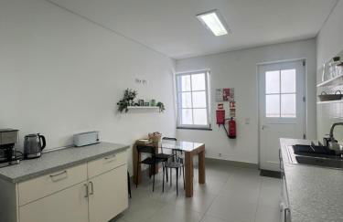 Casa da Joana T2 no Centro Histórico de Angra - Photo 12