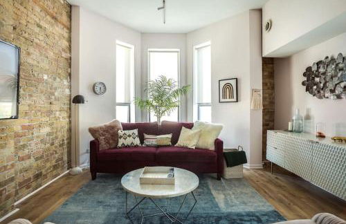 Beautifully Remodeled Second Floor Flat in River North - 2N - Foto 2