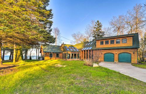 Lakefront Applegate Retreat w/ Private Beach! - Photo 35