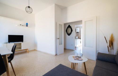 Sevillano apto en Centro cerca de Santa Justa - Photo 4