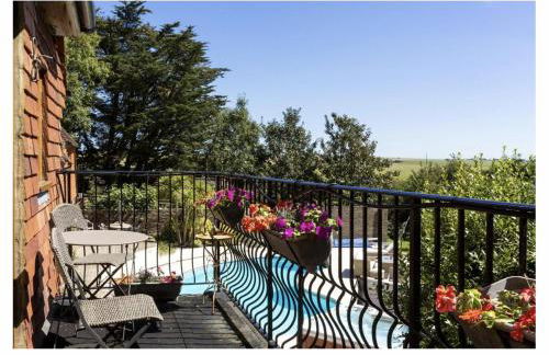 Sleeps10/18-parking-garden-pool-hottub-balcony - Foto 47