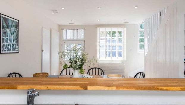 Divine 3-bed Mews House Battersea - Foto 3, Habitación