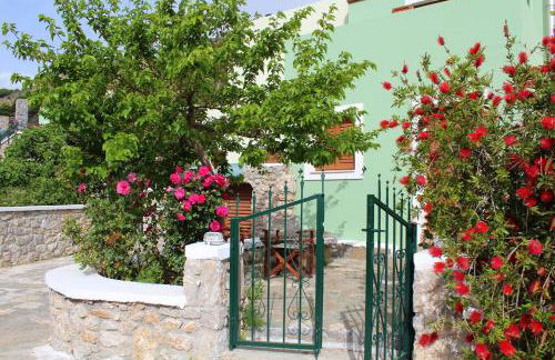 Elia Meronas - Photo 71