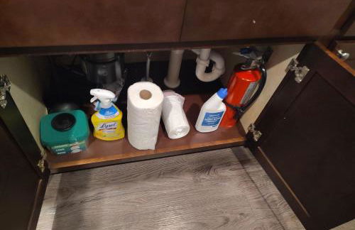 Modern Comfort and Resort Style Living Near CU - Foto 25