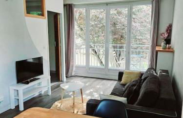 Joli F2 Gare Orléans avec parking privé et balcon Classe 3 étoiles - Foto 7