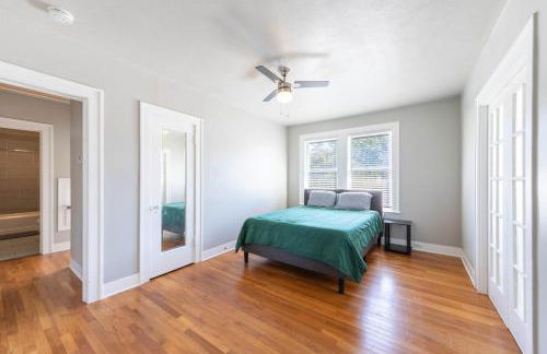 Luxurious 6 bedroom villa near downtown - Foto 52