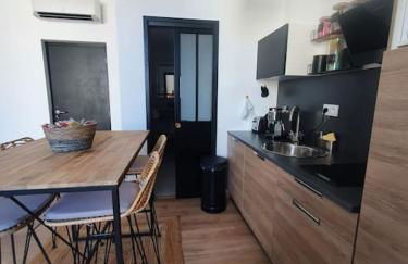 -Garrigue- Face à la Cité médiévale studio terrasse classé 4☆ - Foto 19