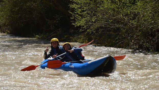 Genil River Kayak Tour - Photo 2, Enjoying the kayak tour