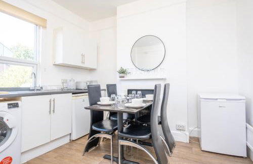 Gloucester Street Nest - 3BR Flat for 6 Guests - Foto 8