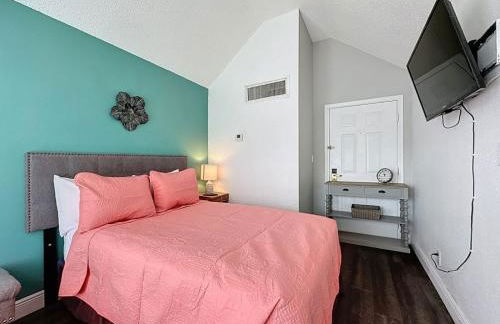 Two bed condo in Parkway Palms Resort condo - Foto 15