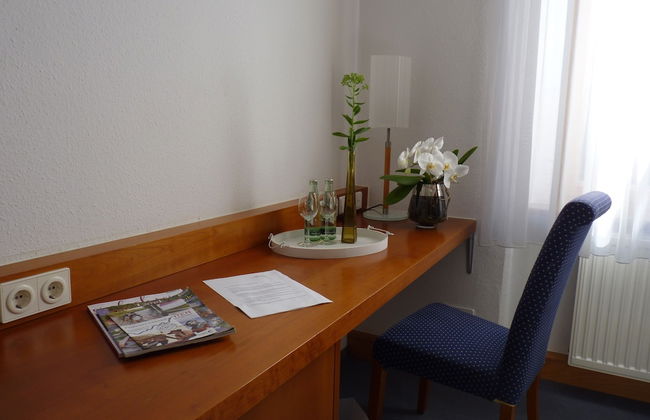 Schloss Weißenburg - Photo 10