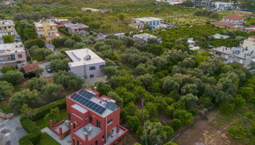 Red Castle - Photo 4, Garden view