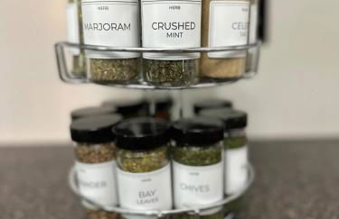 Comfy 3br/2ba steps away from Marian Day grounds - Foto 28