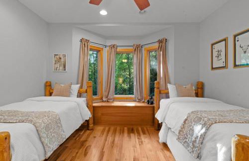 Near Highlands Luxury Mountain Escape with Hot Tub - Foto 25