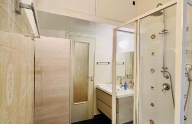 Rossella Apartment - 5 terre near the central station - Photo 9