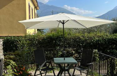 LakeView LakeComo, CIPRESSO 7, 4Seasons, Terrace, 30m to Lake! by STAYHERE-LAKECOMO - Foto 1