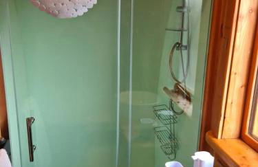 The Pod Fabulous glamping pod near Snowdonia. - Photo 10