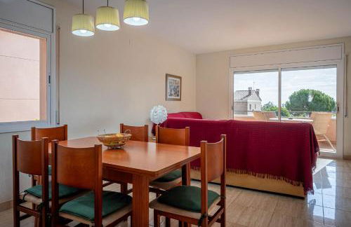 AT130 Casa con piscina privada, aire acondicionado y garaje - Foto 6