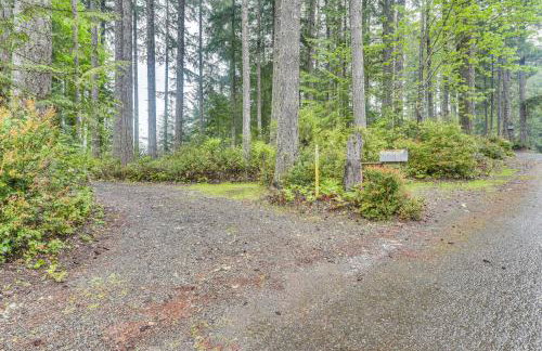 Waterfront Grapeview Escape w/ Boat Dock & Views! - Foto 35