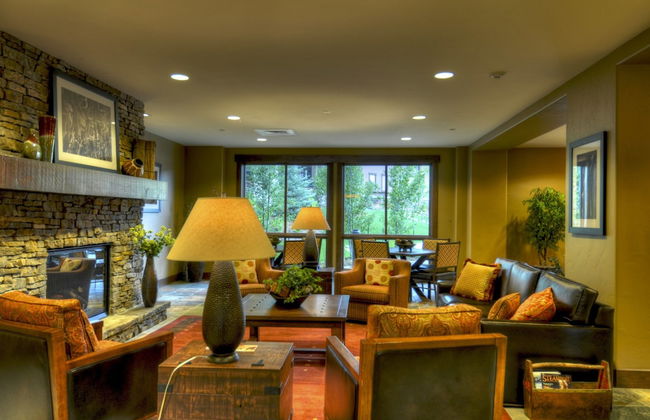 Trailhead Lodge - Photo 4