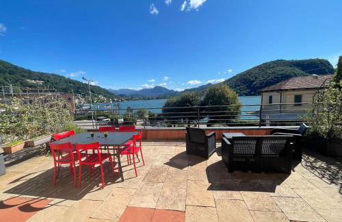 Reflections At The Lake - Foto 2