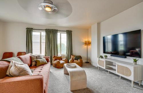 Family Home with Fenced Yard in Pueblo 5 Mi to Dtwn - Foto 3