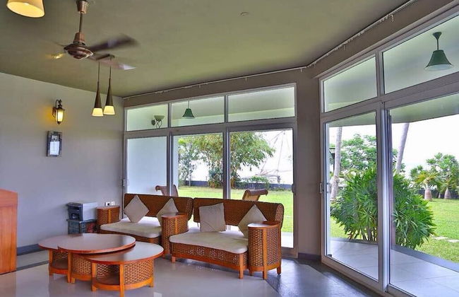 BLUSALZ MANOR Waters Edge Kochi - Foto 16