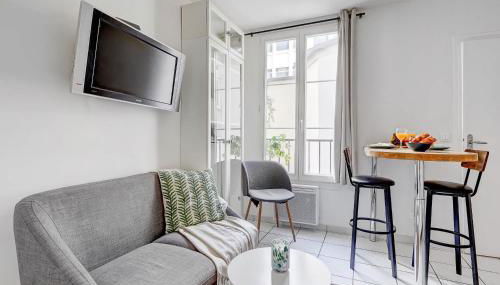 BnBNova - Cozy Stay Near Eiffel Tower & Invalides & Seine - Foto 2