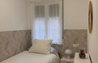 Bonito y muy fresco apartamento con patio privado - Foto 14