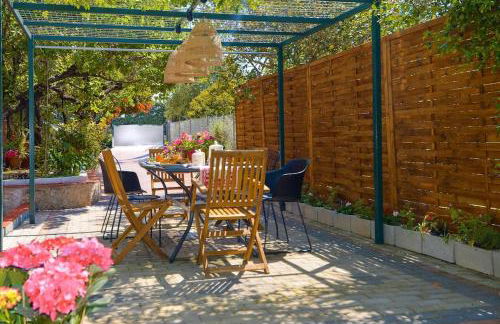 The Red House in Dassia - Foto 20