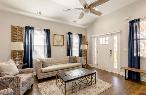 Luxury Urban Oasis 4 mins to AUC, 9 mins to Downtown - Foto 1