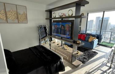 Miami Downtown Brickell Penthouse Studio With Breathtaking Views - Photo 47