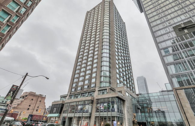 Waterfront Clair Avenue Suites - Foto 24