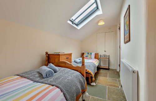 Castle Forge 4-Bedroom Historic Purbeck Forge in Kingston, Corfe Castle, Sleeps 7 - Photo 55