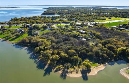 Lakefront Oasis King BDGame RoomLake Access - Foto 25