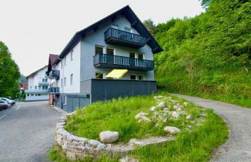 Erholung an den Wasserfällen - Ferienwohnung in Baden-Baden - Stilvolles Apartment mit Terrasse, Parkplatz & ruhiger Lage - Foto 48