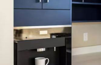 New Modern Waterfront Home w Saltwater Pool - Foto 58