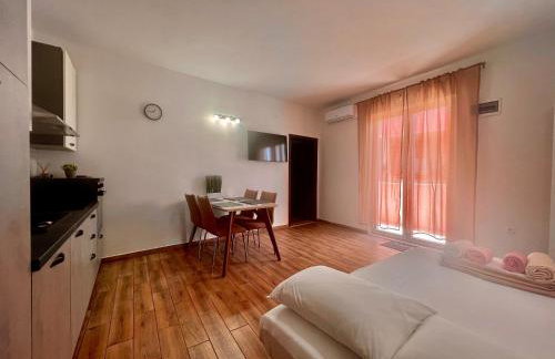 Conte Čikarini - Foto 10