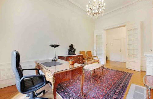 Champs Élysées : Appartement 200 m2 avec balcon - Foto 17