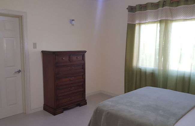 Executive Suites - Palms of Ottawa - Photo 11