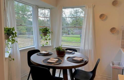 King Bed Suite in Conroe , Garage Available - Foto 27