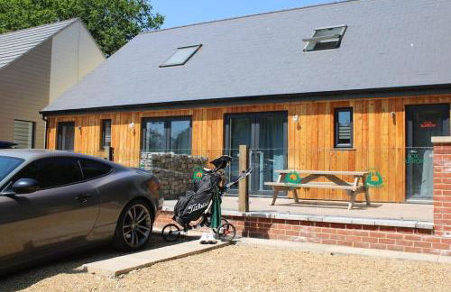2 - Badger Sett - Modern home with hot tub in Norfolk - Photo 12