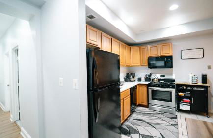 Stylish 5BR DC Retreat Backyard Free Parking - Foto 45