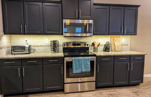 Spacious 3-bedroom home with outdoor space - Photo 8