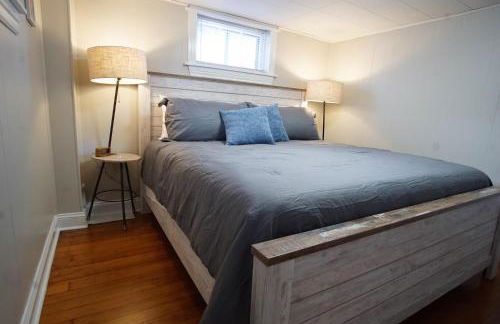 Close to UNC with Great Yard, Firepit & Free Bikes! - Foto 17