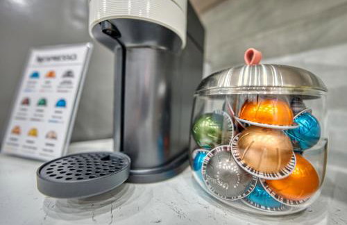 Stylish House - B'ham Airport and NEC, JLR Solihull, Business & Leisure Stays - Aspen House - Photo 11