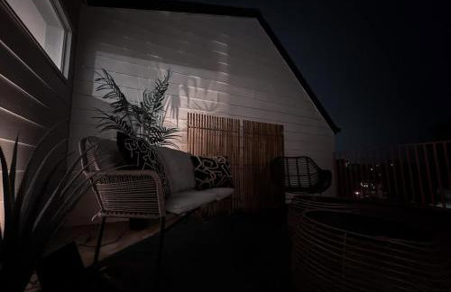 Alluring Studio - DT - DeepEllum - LowerGreenville - Photo 7