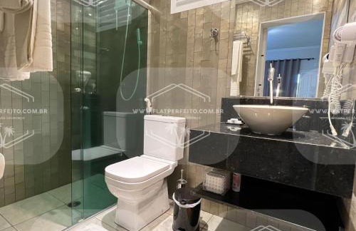 Flat Perfeito Flat Amarilis em Riviera São Lourenço com café da manhã e enxoval completo toalhas praia e piscina com trocas - Foto 89