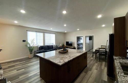 Newly Built 3 Bed 2 Bath House - Photo 4